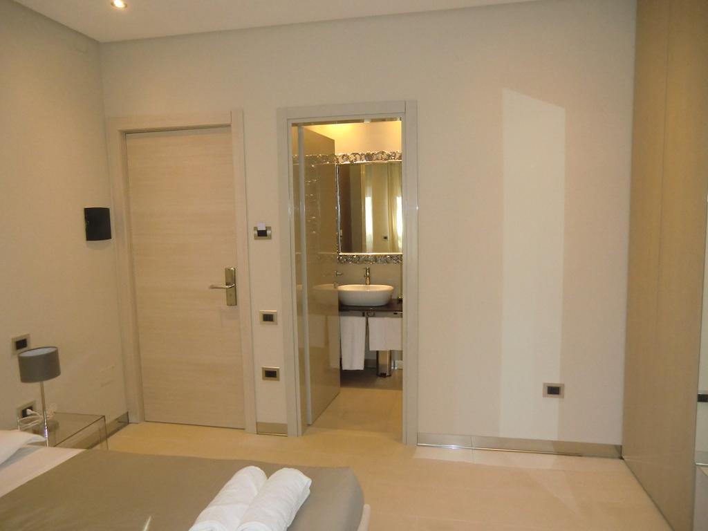 B&Beach Cagliari Guest House Quarto foto