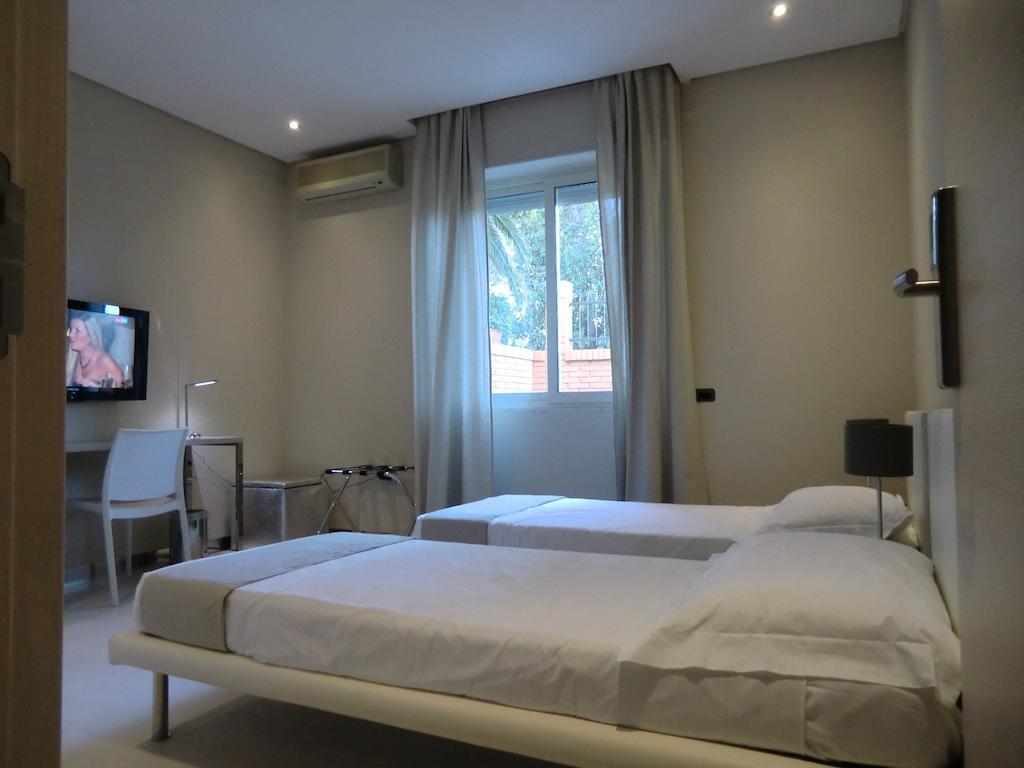 B&Beach Cagliari Guest House Quarto foto